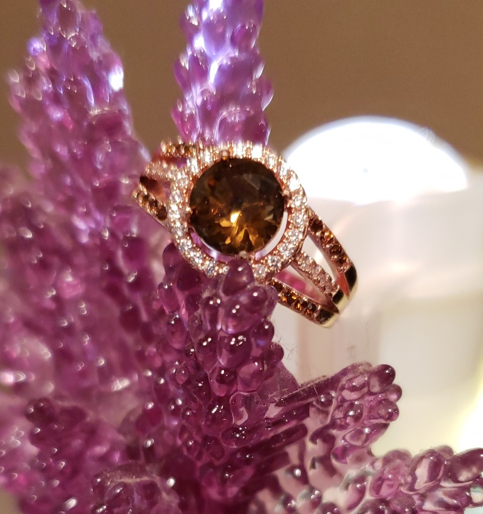 Stunning round swarovski crystal ring